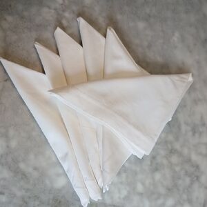 6 x Pottery Barn White Cotton Dinner Napkins